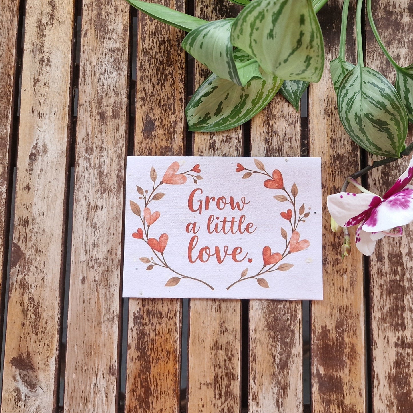 Umweltfreundliche, pflanzbare Grußkarte - Grow a little love